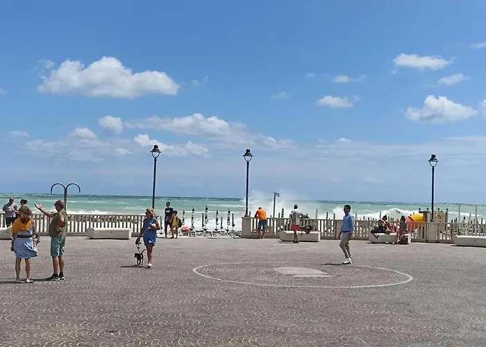 Alba Sul Mare בית הארחה