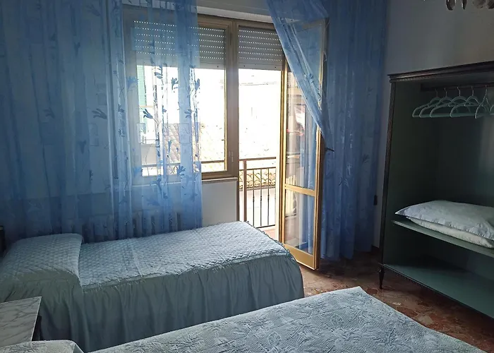 Alba Sul Mare בית הארחה פורטו רקנאטי